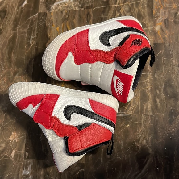 Nike soft bottoms - Picture 4 of 5